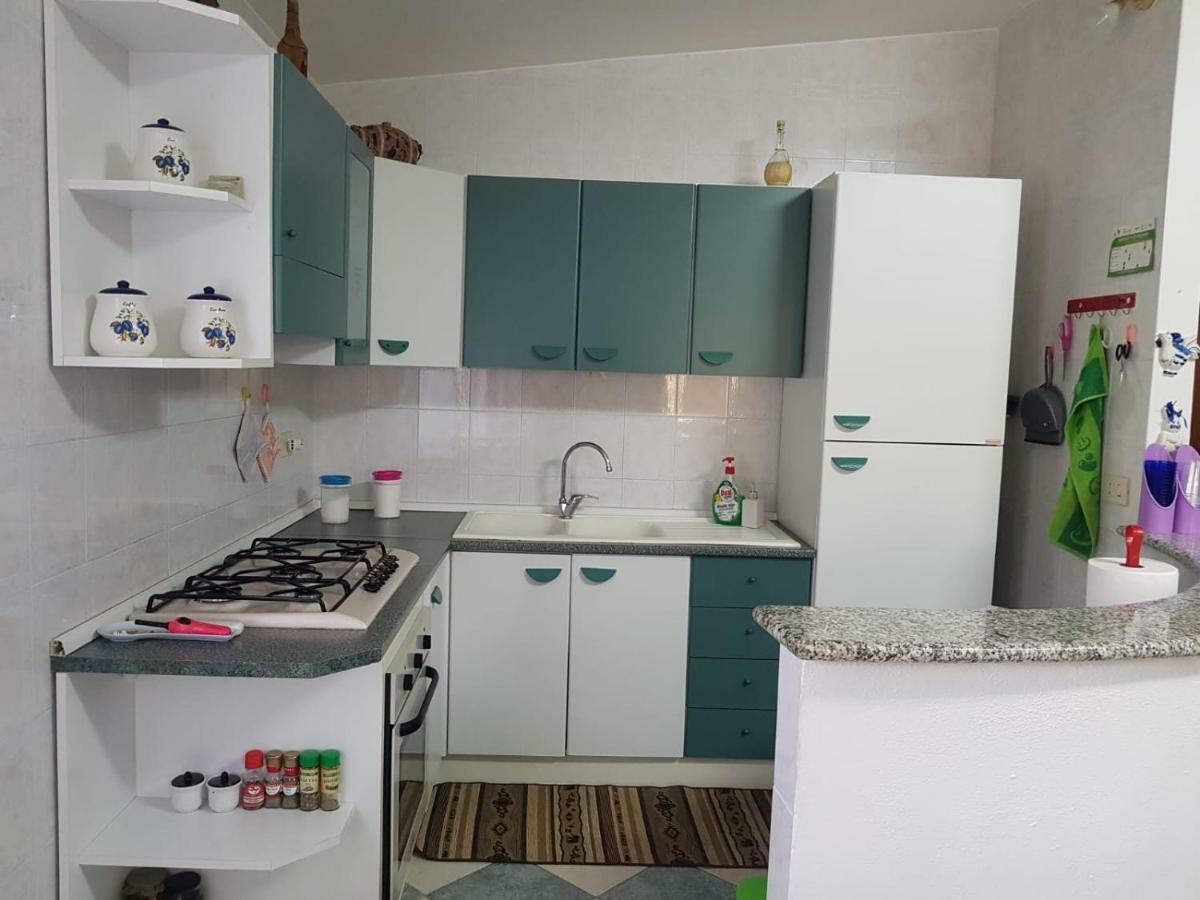 Villetta Su Barrali Орозеи Экстерьер фото